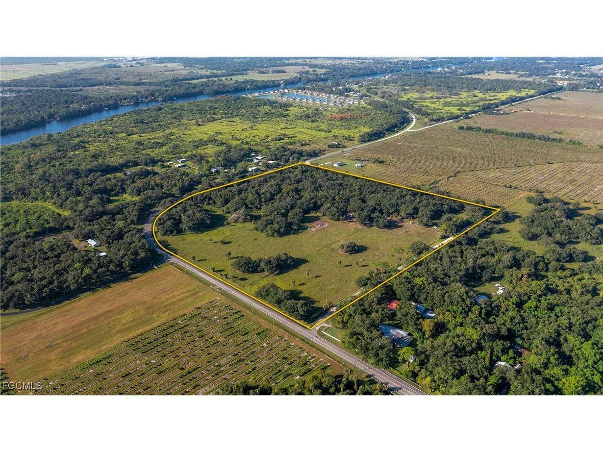 2358 Cr-78 Labelle FL 33935 2025016907 image1