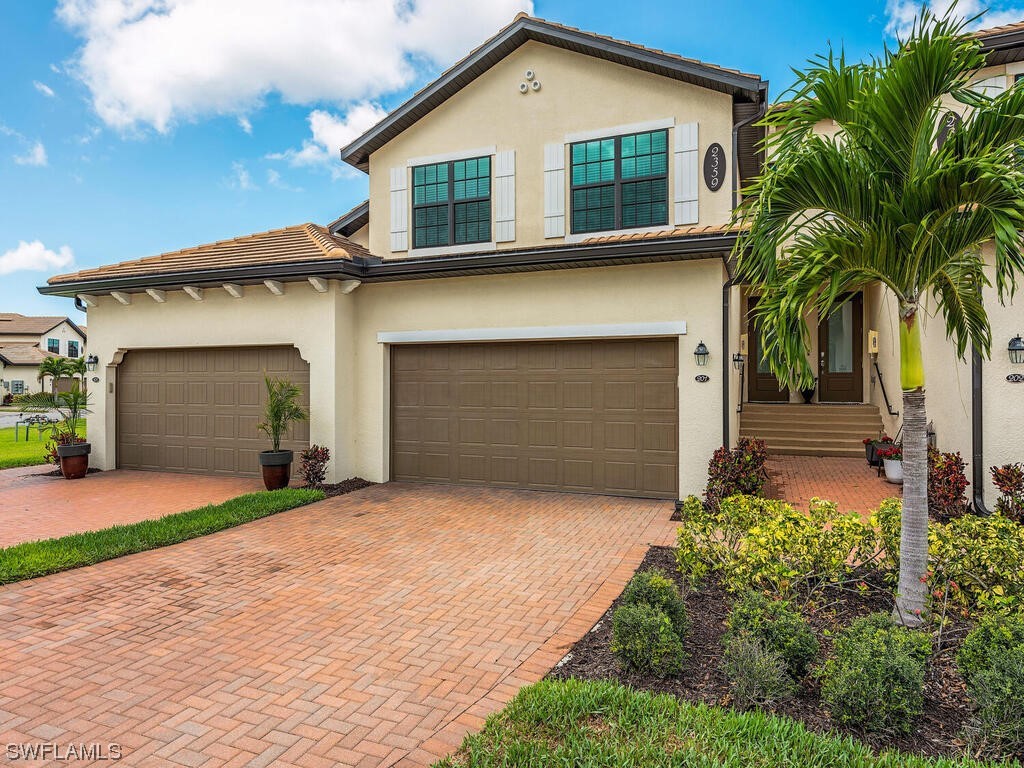 2359 Montserrat Lane #201 Naples FL 34120 223032369 image1