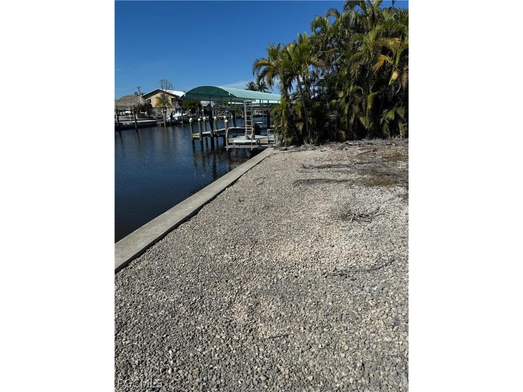 2359 Sycamore Street Other FL 33956 2025024386 image4
