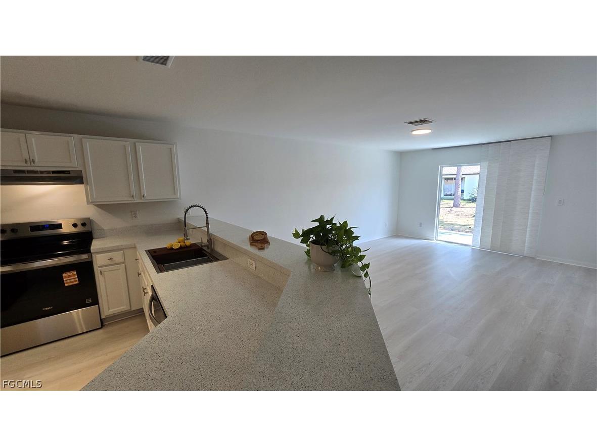 236/238 Peerless Street Lehigh Acres FL 33974 2026012440 image7