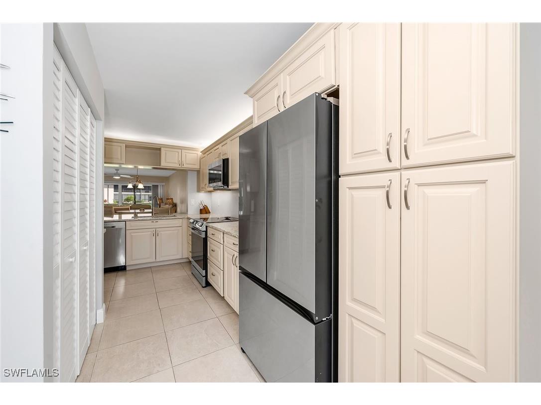 236 Pebble Beach Circle #A102 Naples FL 34113 225080690 image11