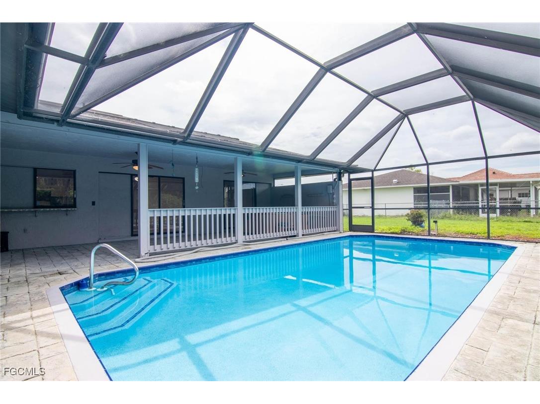 236 SE 20th Court Cape Coral FL 33990 2025007628 image10