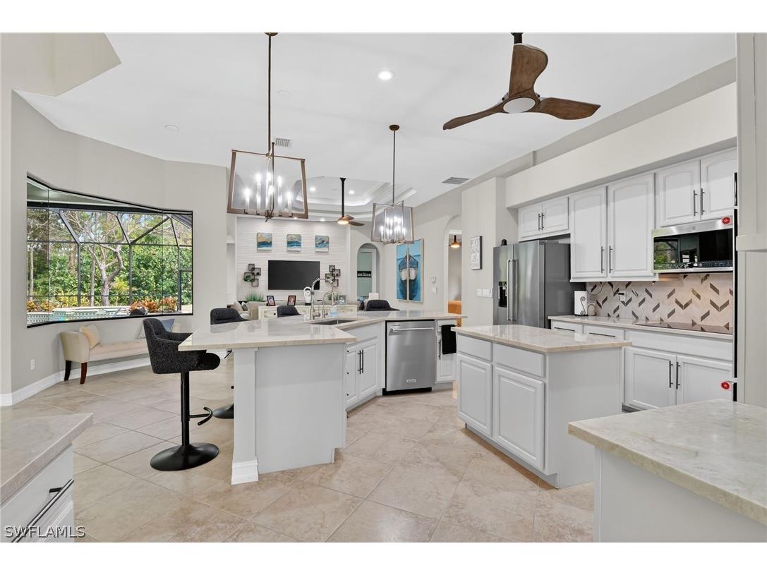 2360 19th Street SW Naples FL 34117 226006182 image1