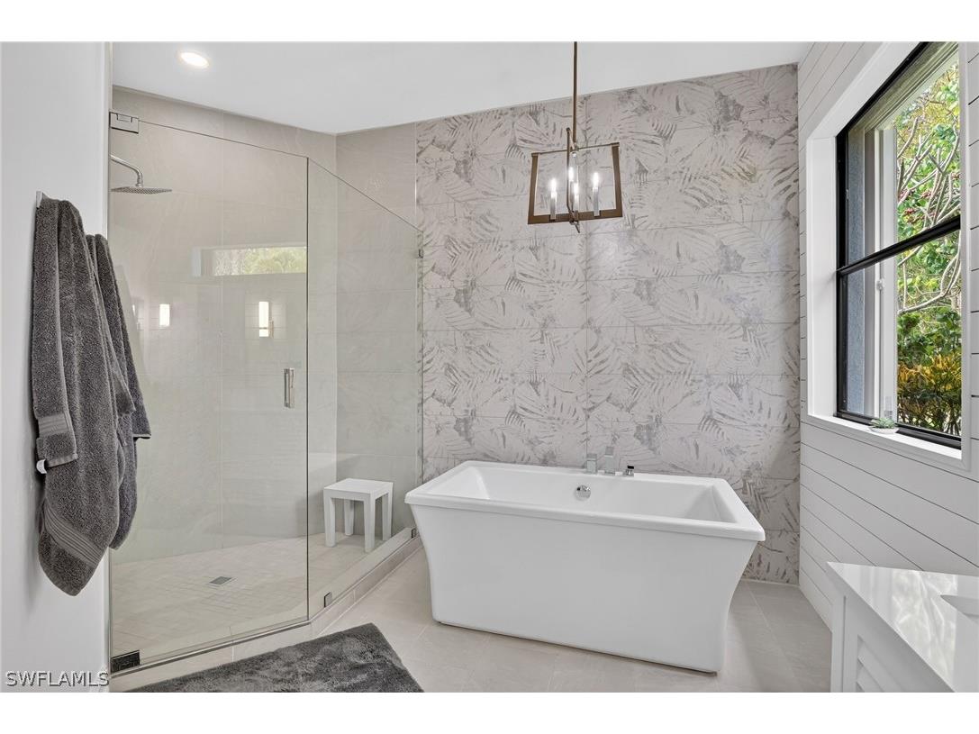 2360 19th Street SW Naples FL 34117 226006182 image5