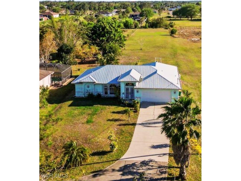 2360 45th Avenue NE Naples FL 34120 225026209 image1