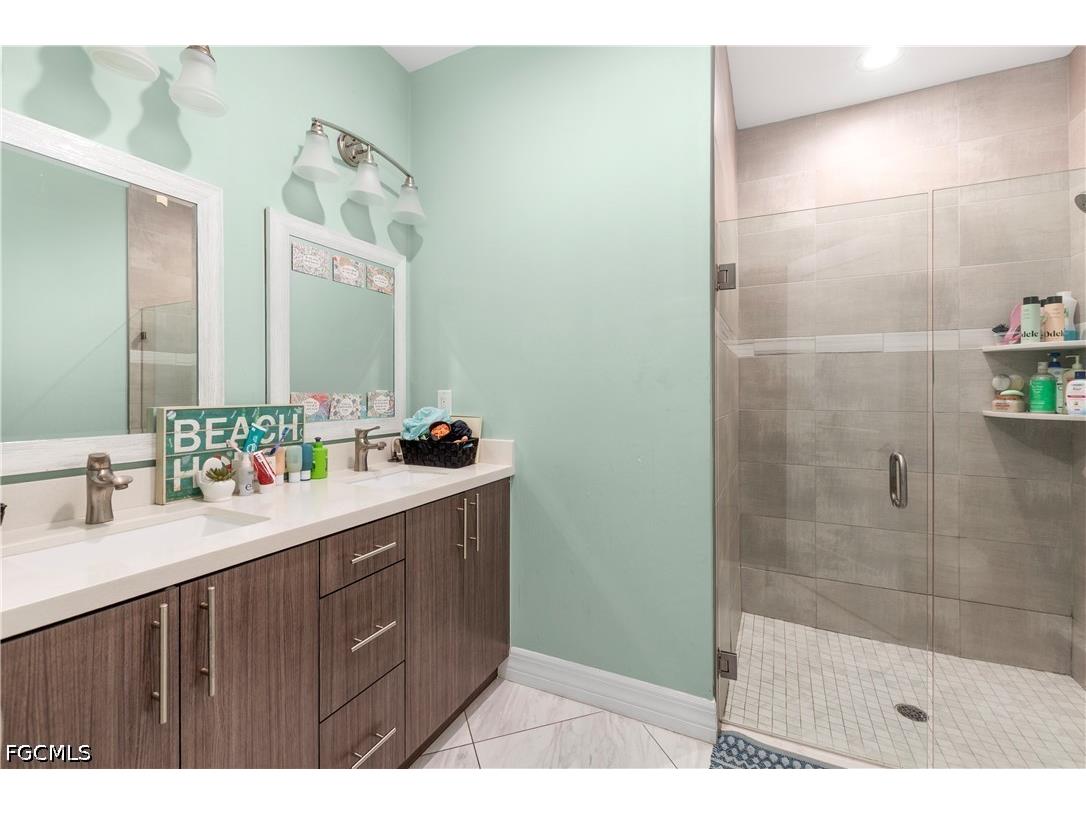 2360 Burton Avenue Fort Myers FL 33907 2026025227 image16
