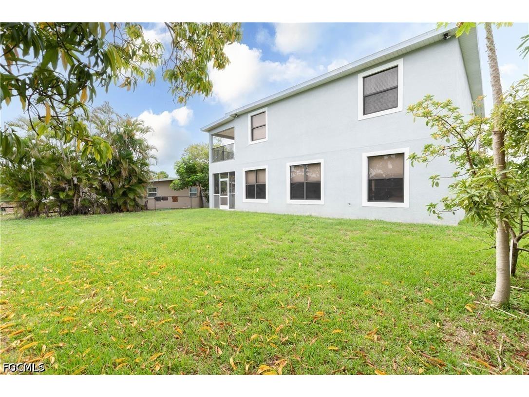 2360 Burton Avenue Fort Myers FL 33907 2026025227 image20