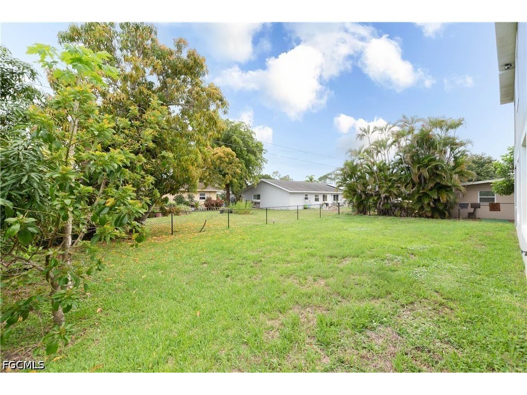 2360 Burton Avenue Fort Myers FL 33907 2026025227 image21