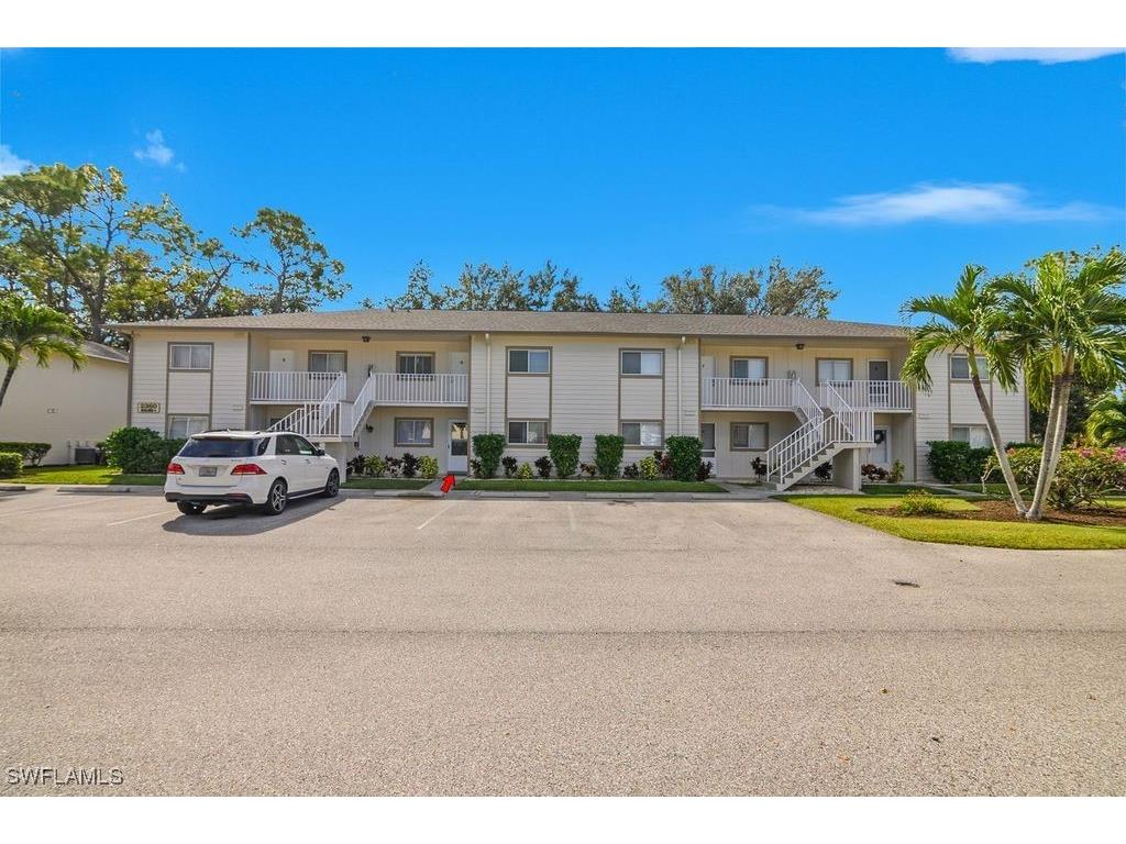 2360 Naples Trace Circle #2 Naples FL 34109 225084088 image1