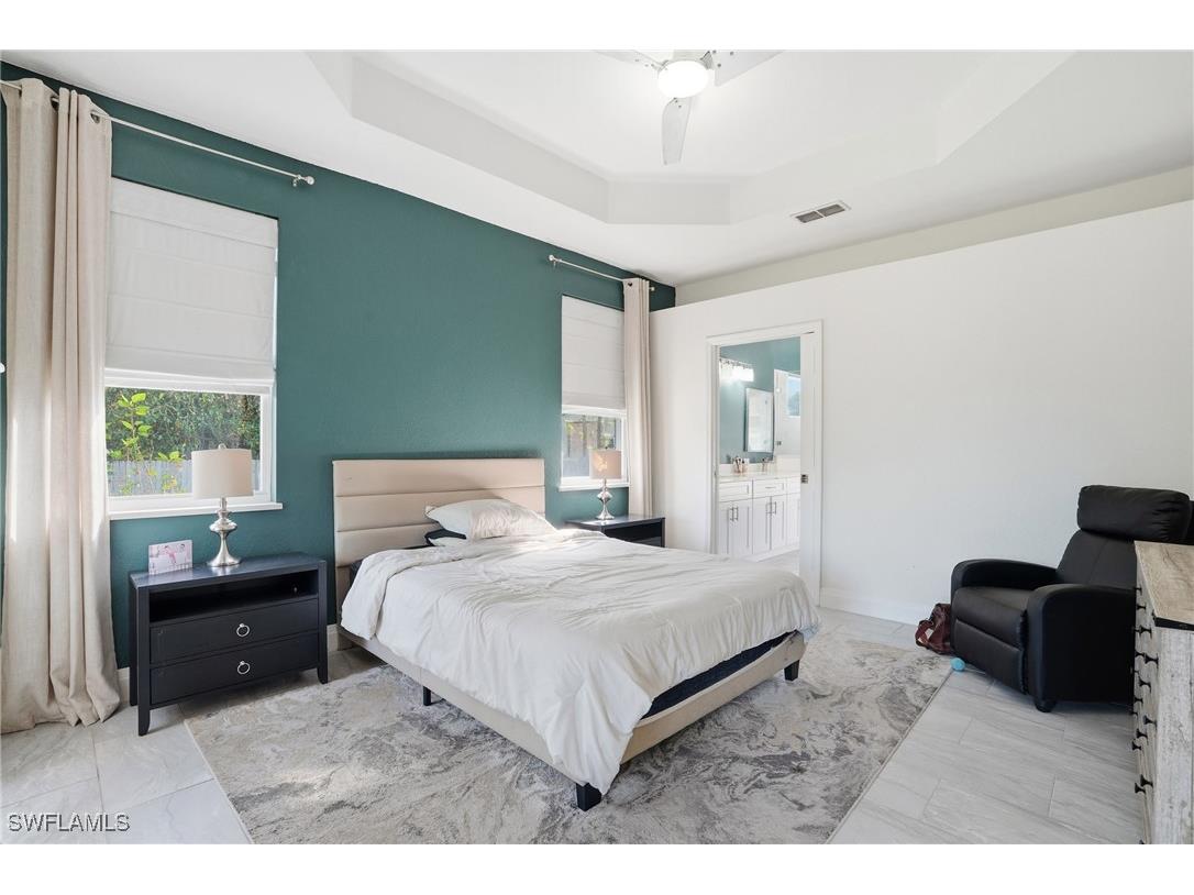 2362 27th Avenue NE Naples FL 34120 225082755 image16