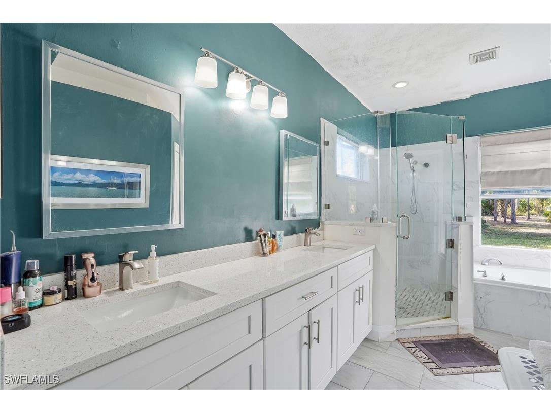 2362 27th Avenue NE Naples FL 34120 225082755 image20