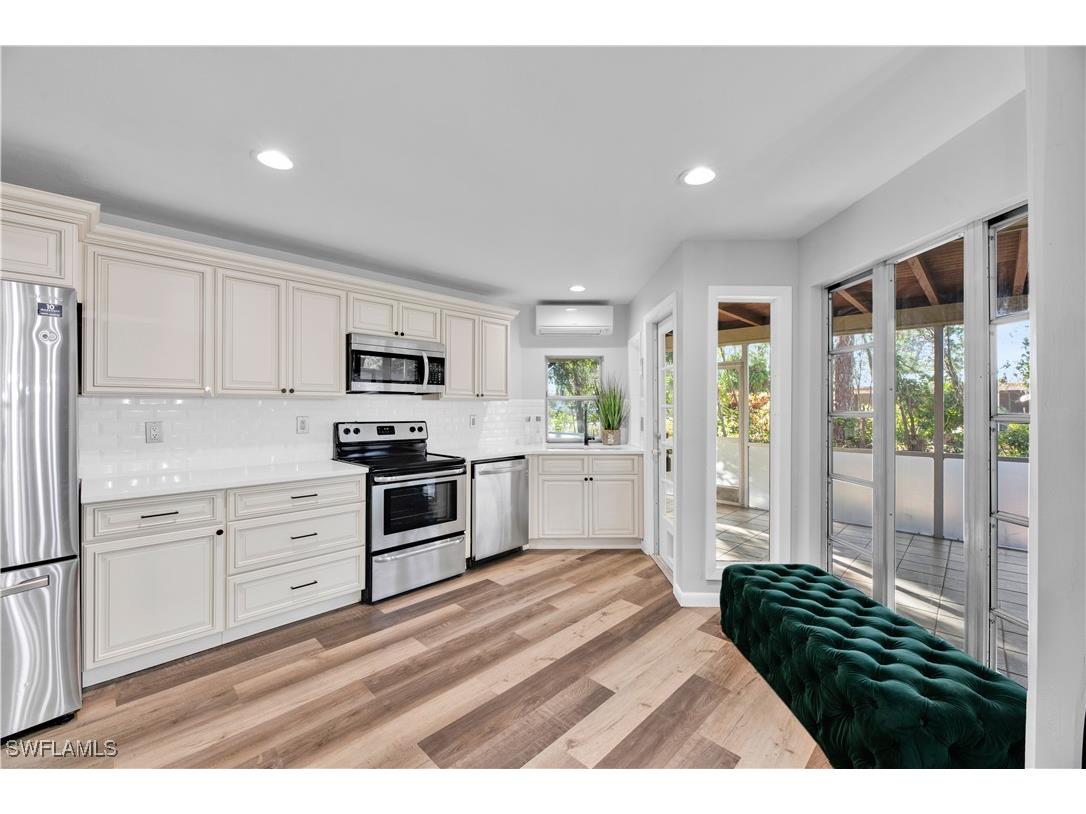 2362 Harvard Avenue Fort Myers FL 33907 225037619 image8