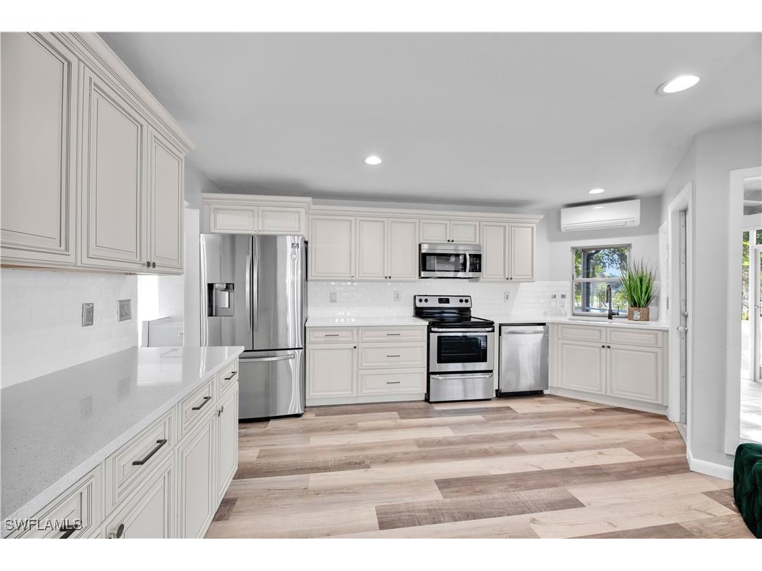 2362 Harvard Avenue Fort Myers FL 33907 225037619 image9