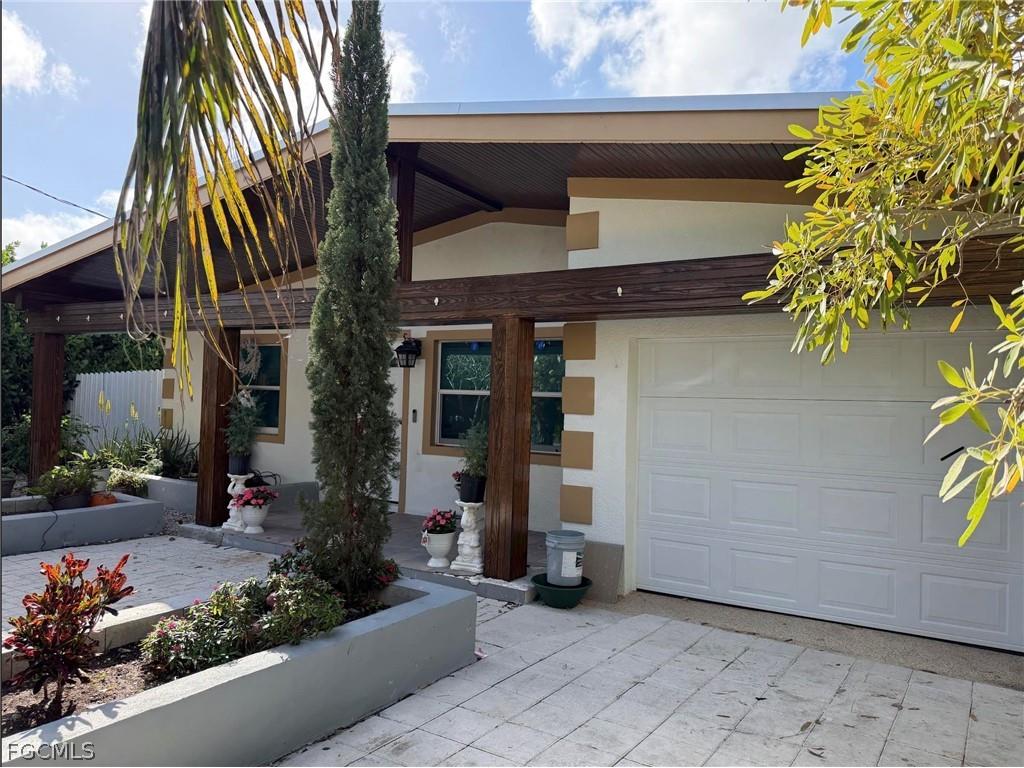 2364 Jackson Avenue Naples FL 34112 2026012740 image1