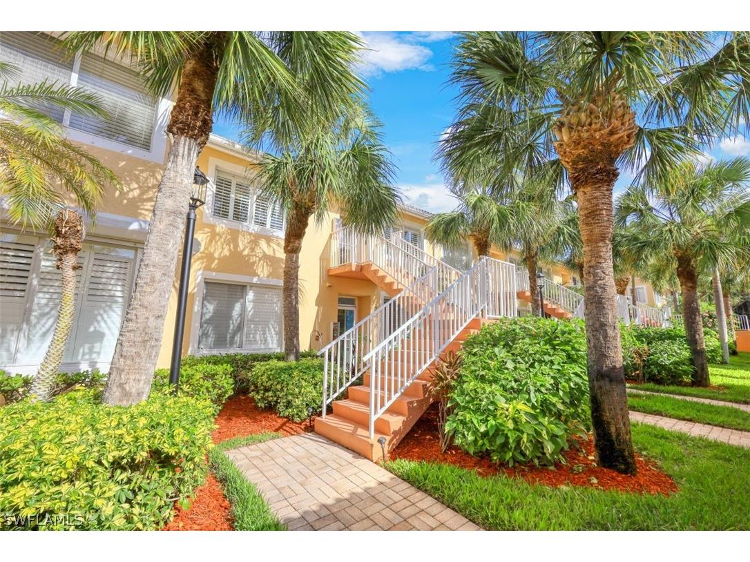 2365 Bayou Lane #4 Naples FL 34112 223010643 image1