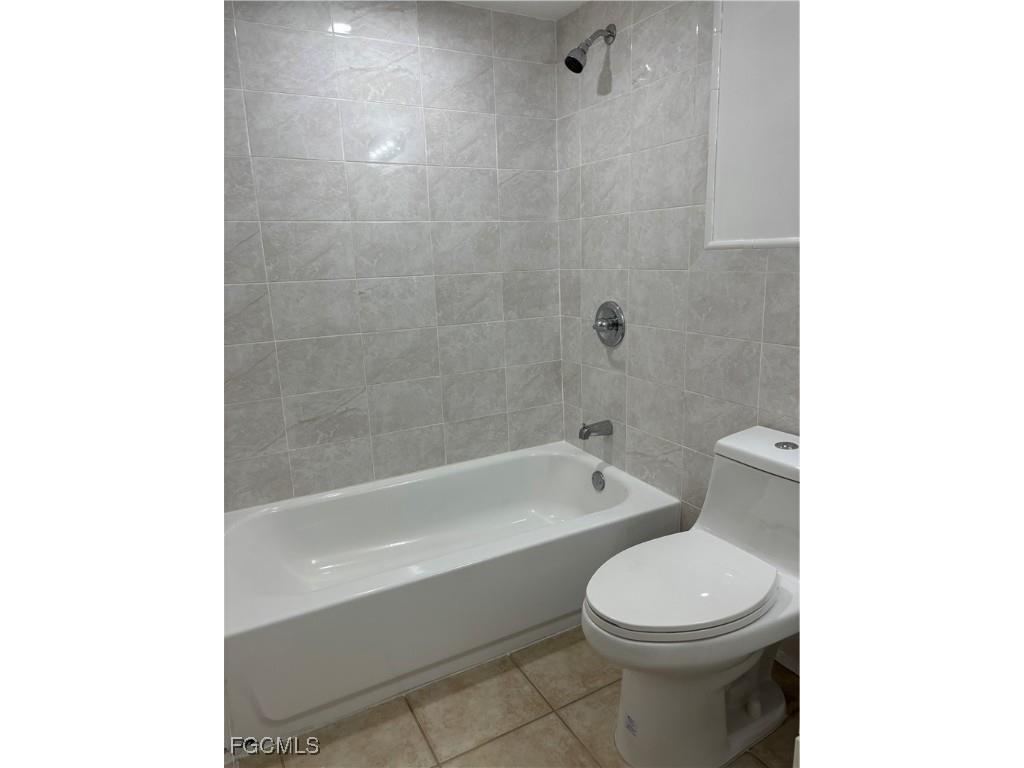 2366 E Mall Drive #119 Fort Myers FL 33901 2025011203 image15