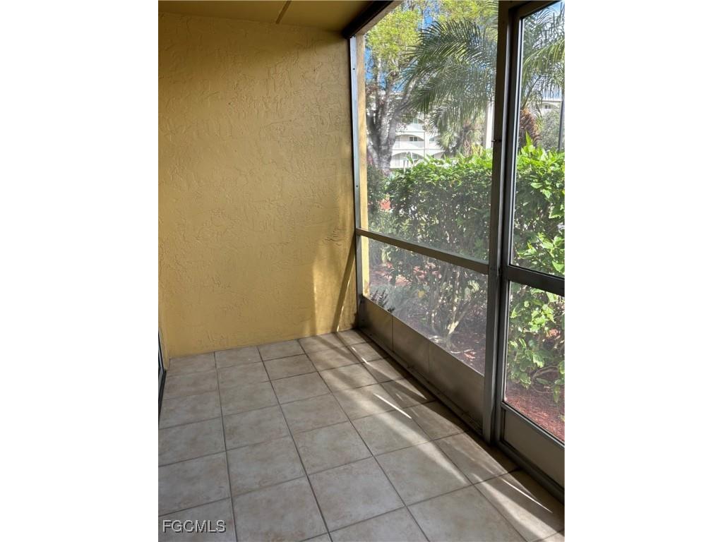 2366 E Mall Drive #119 Fort Myers FL 33901 2025011203 image17