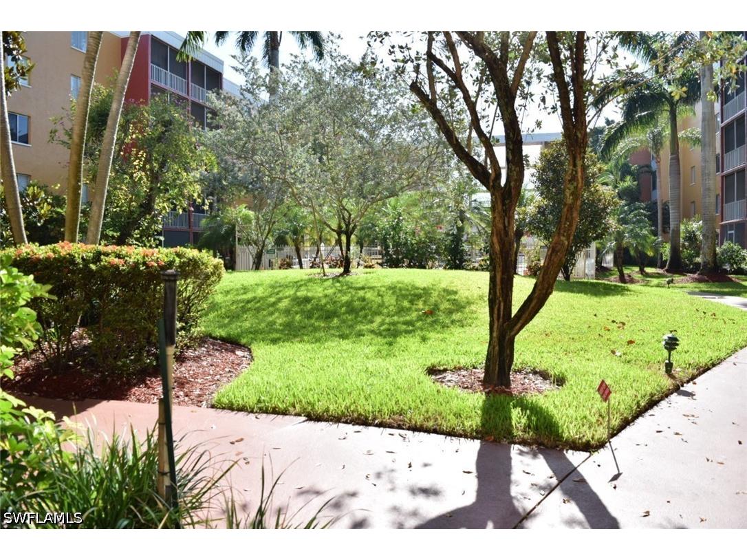 2366 E Mall Drive #211 Fort Myers FL 33901 226017511 image10