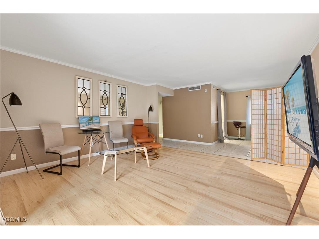 2366 E Mall Drive #213 Fort Myers FL 33901 2025012842 image11