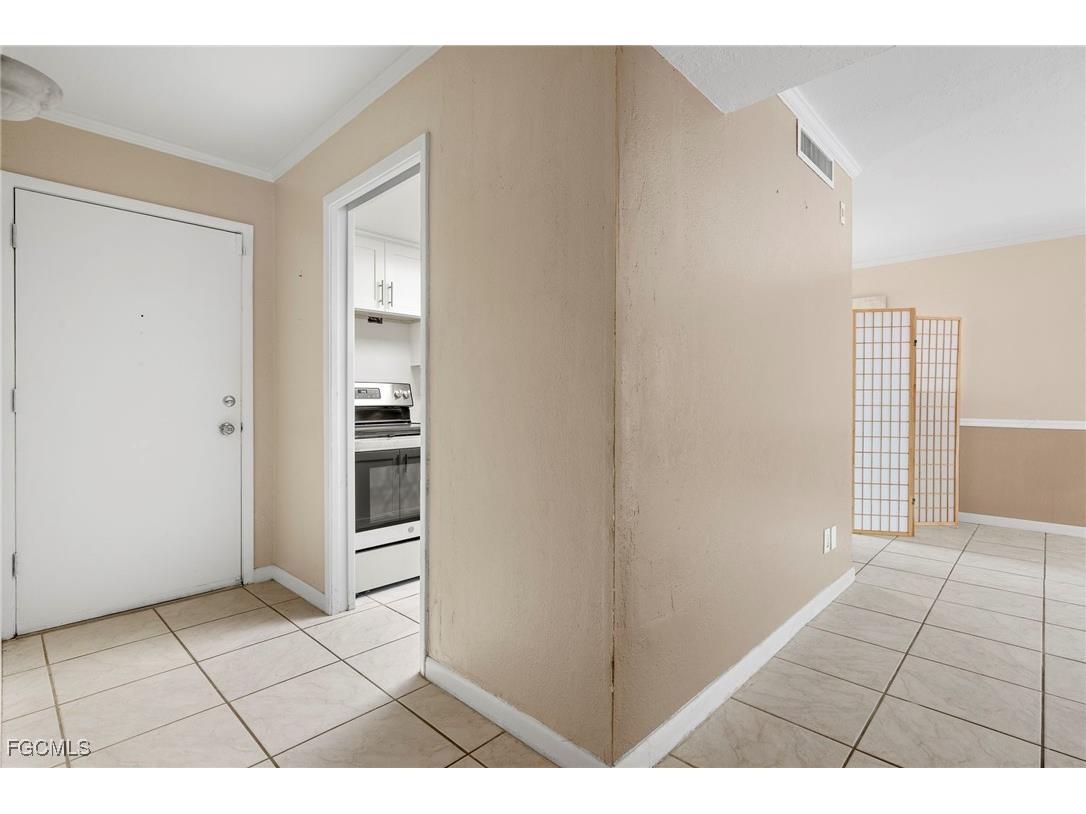 2366 E Mall Drive #213 Fort Myers FL 33901 2025012842 image7