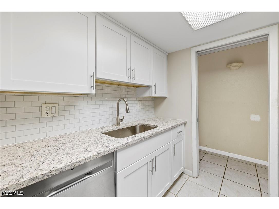 2366 E Mall Drive #213 Fort Myers FL 33901 2026025842 image12