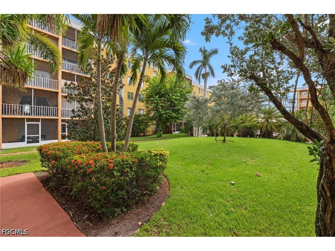 2366 E Mall Drive #213 Fort Myers FL 33901 2026025842 image18