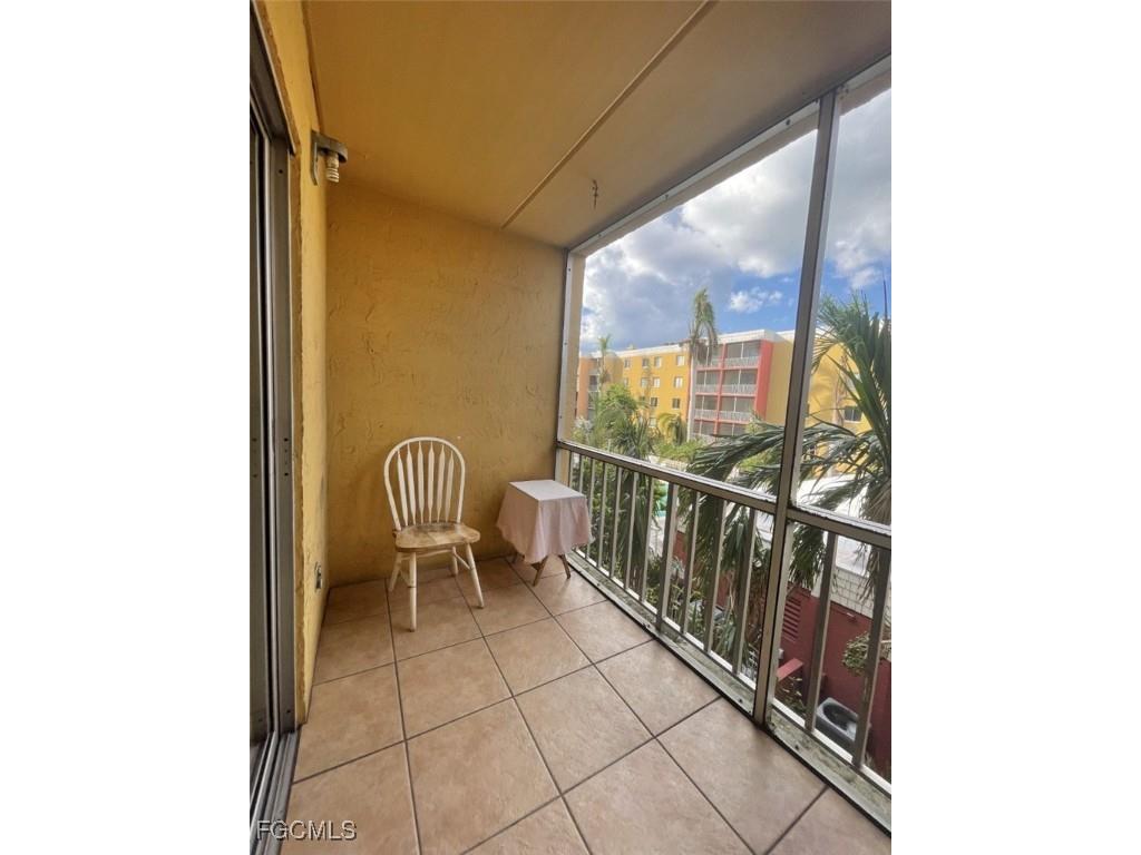 2366 E Mall Drive #304 Fort Myers FL 33901 2025025674 image14