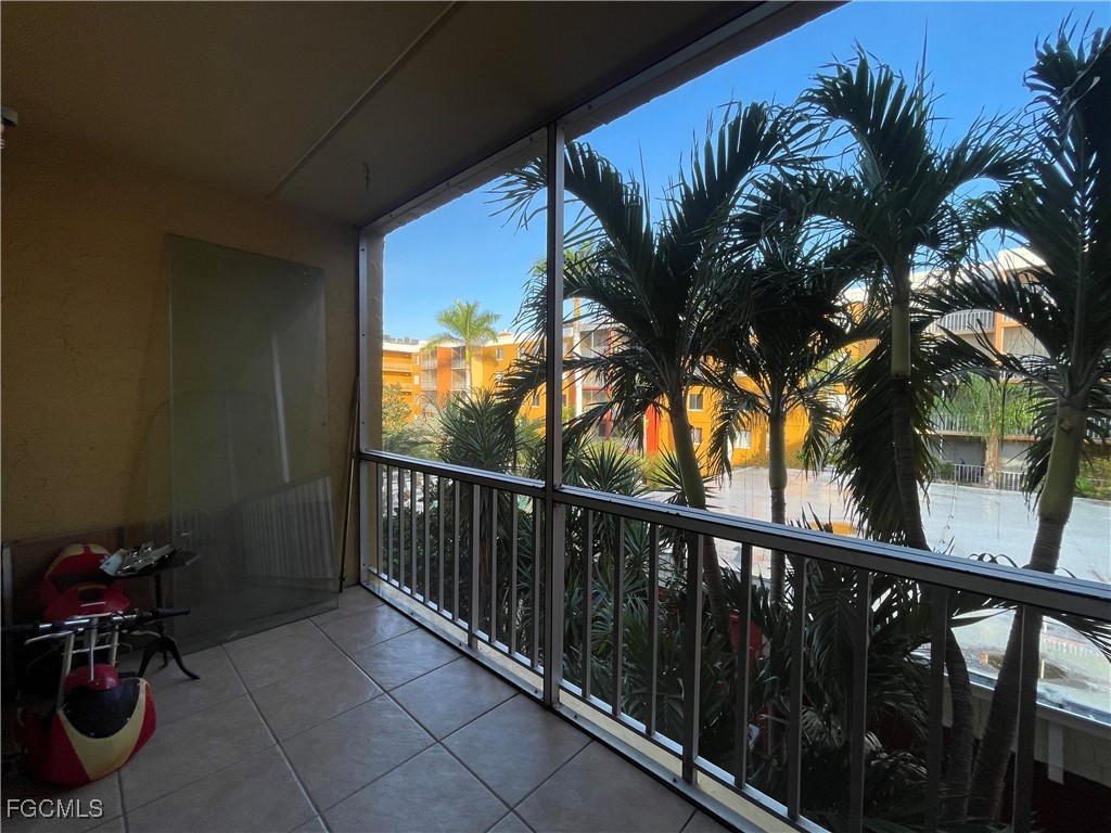 2366 E Mall Drive #304 Fort Myers FL 33901 2025025674 image16