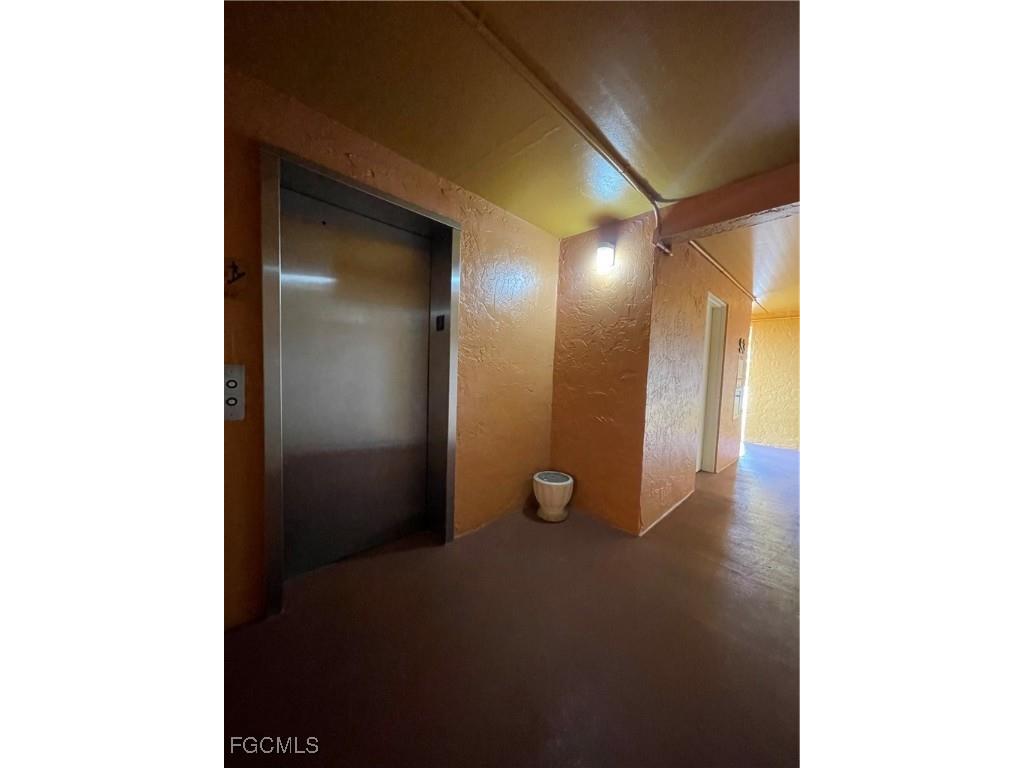 2366 E Mall Drive #304 Fort Myers FL 33901 2025025674 image3