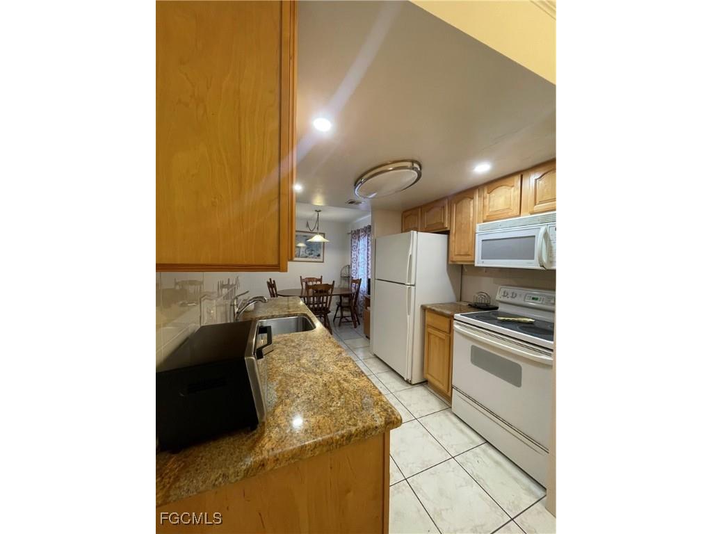 2366 E Mall Drive #304 Fort Myers FL 33901 2025025674 image9
