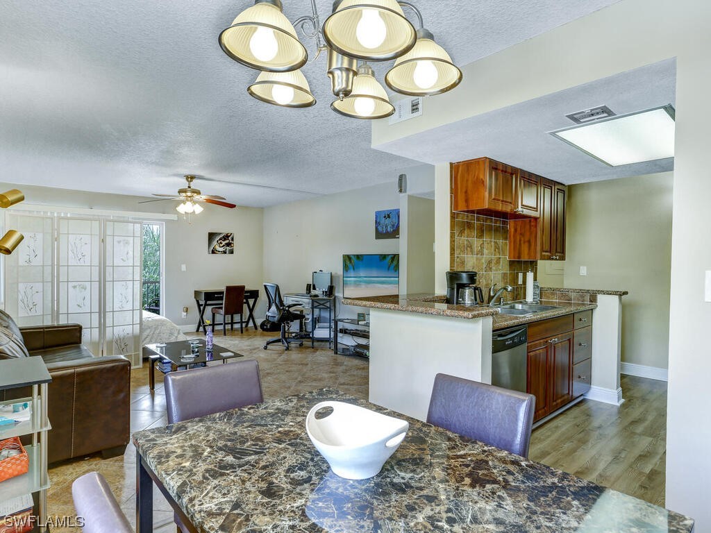 2366 E Mall Drive #319 Fort Myers FL 33901 223049763 image1