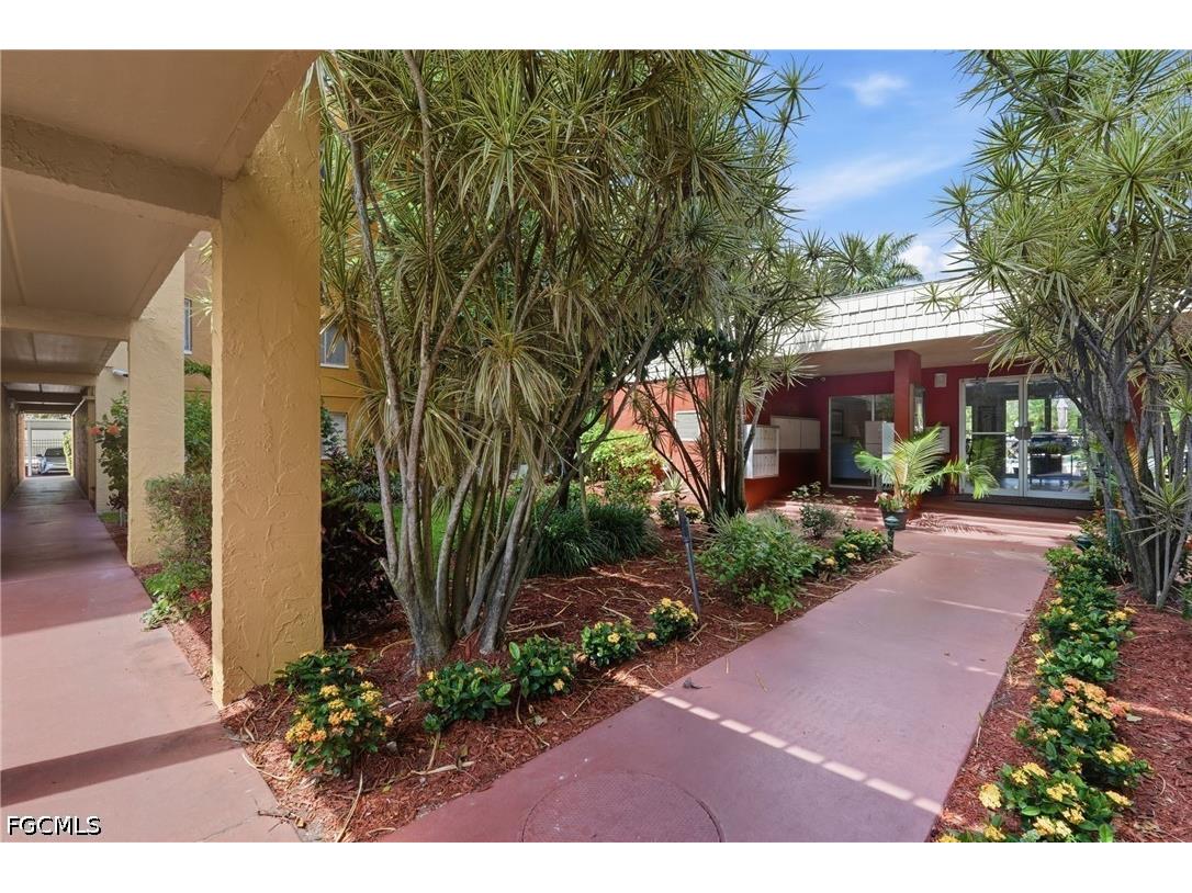2366 E Mall Drive #403 Fort Myers FL 33901 2026020155 image3