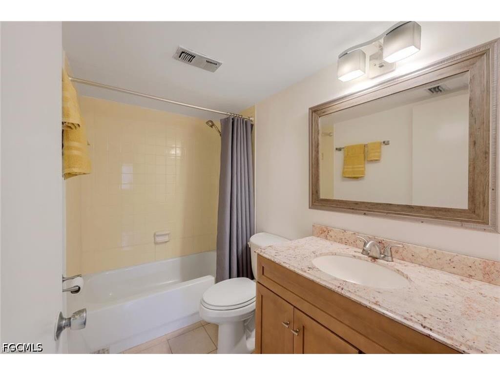 2366 E Mall Drive #418 Fort Myers FL 33901 2026018475 image17