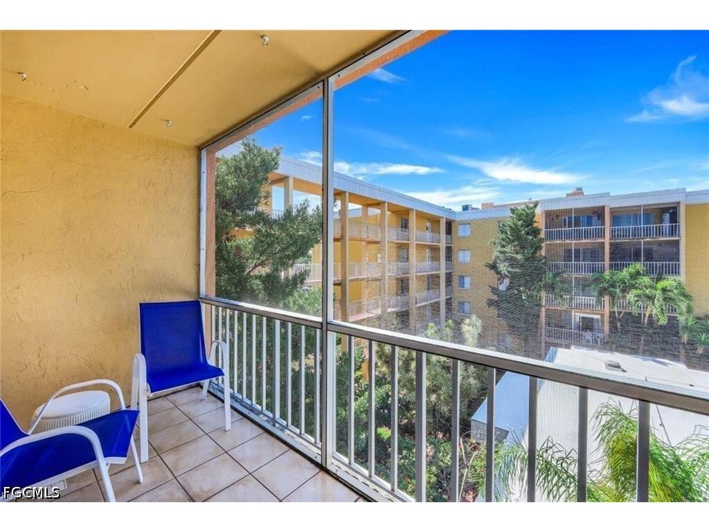 2366 E Mall Drive #418 Fort Myers FL 33901 2026018475 image18
