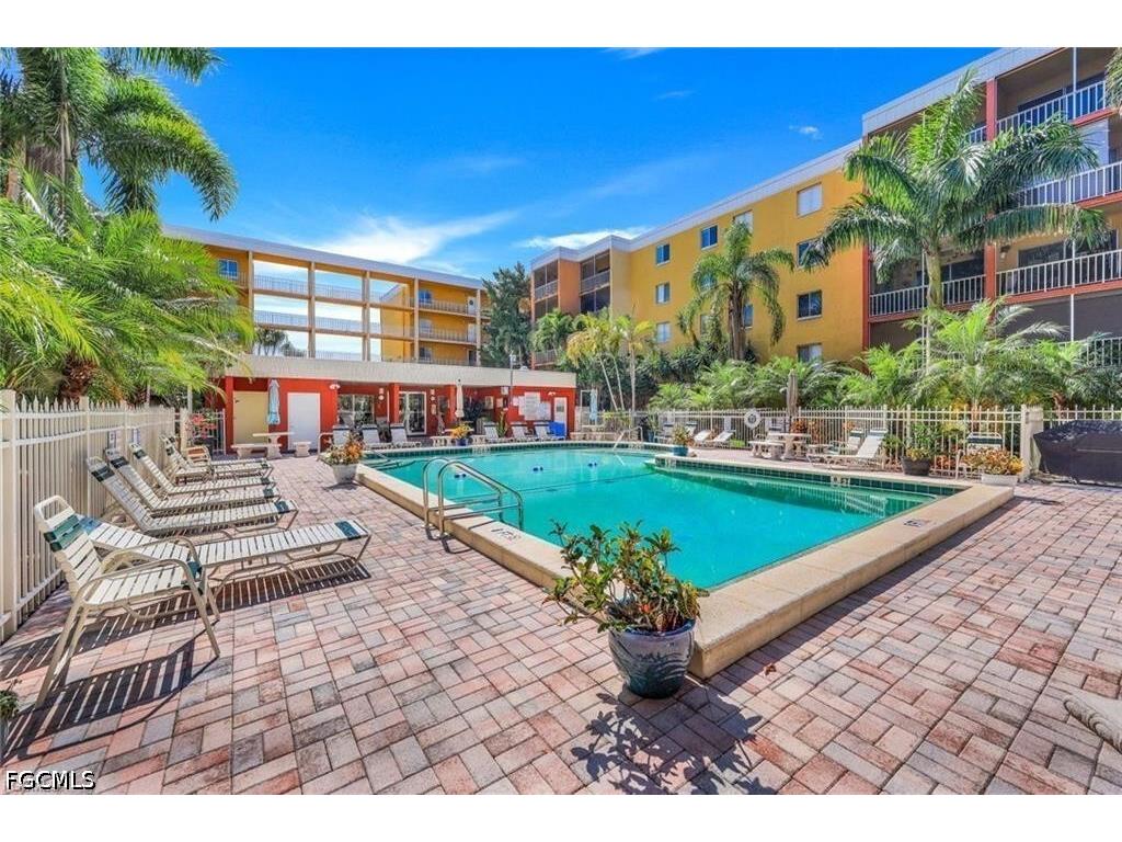 2366 E Mall Drive #418 Fort Myers FL 33901 2026018475 image26