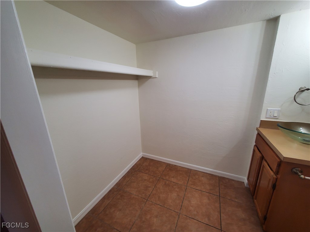 2366 E Mall Drive #421 Fort Myers FL 33901 2025005661 image10