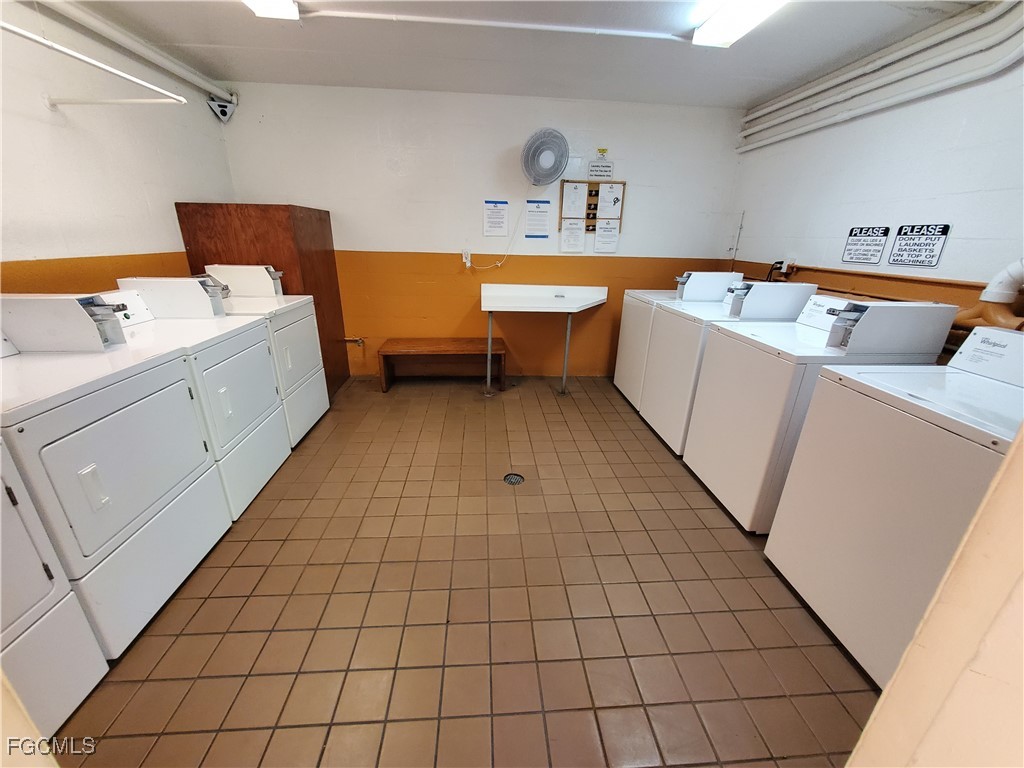 2366 E Mall Drive #421 Fort Myers FL 33901 2025005661 image17