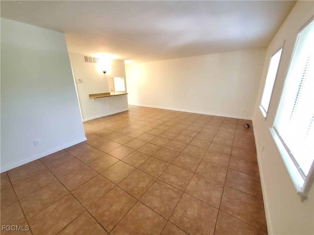 2366 E Mall Drive #421 Fort Myers FL 33901 2025005661 image8