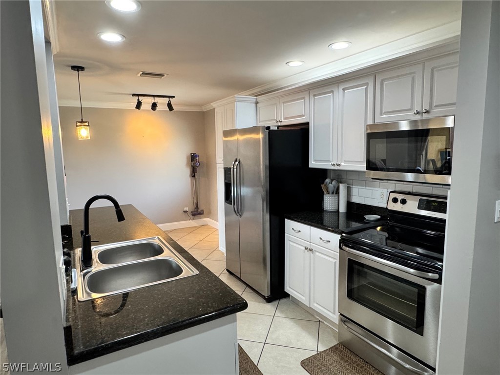 2366 E Mall Drive #514 Fort Myers FL 33901 226011465 image1