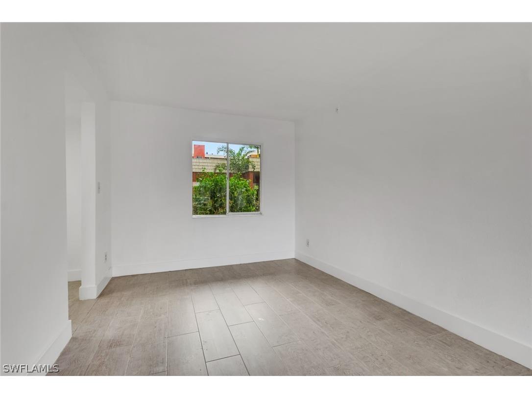 2366 E. Mall Dr #APT. 101 Fort Myers FL 33901 226007269 image11