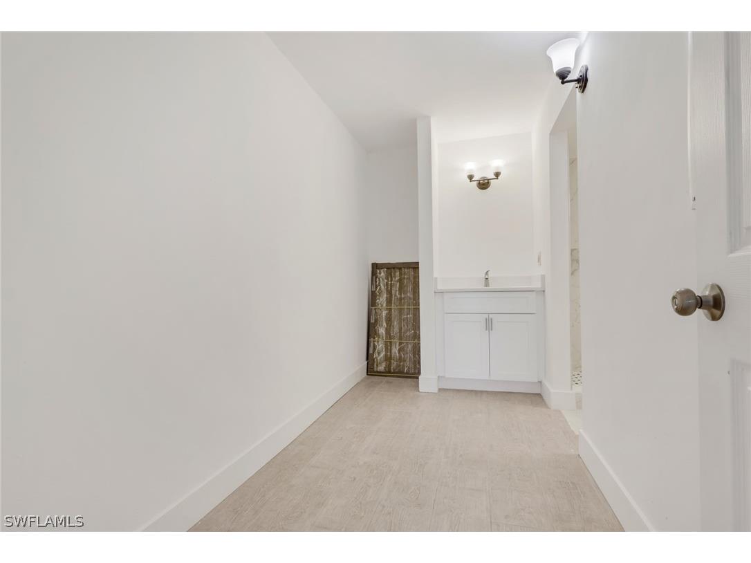2366 E. Mall Dr #APT. 101 Fort Myers FL 33901 226007269 image19
