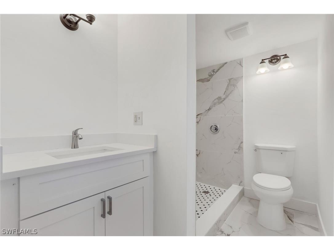 2366 E. Mall Dr #APT. 101 Fort Myers FL 33901 226007269 image20