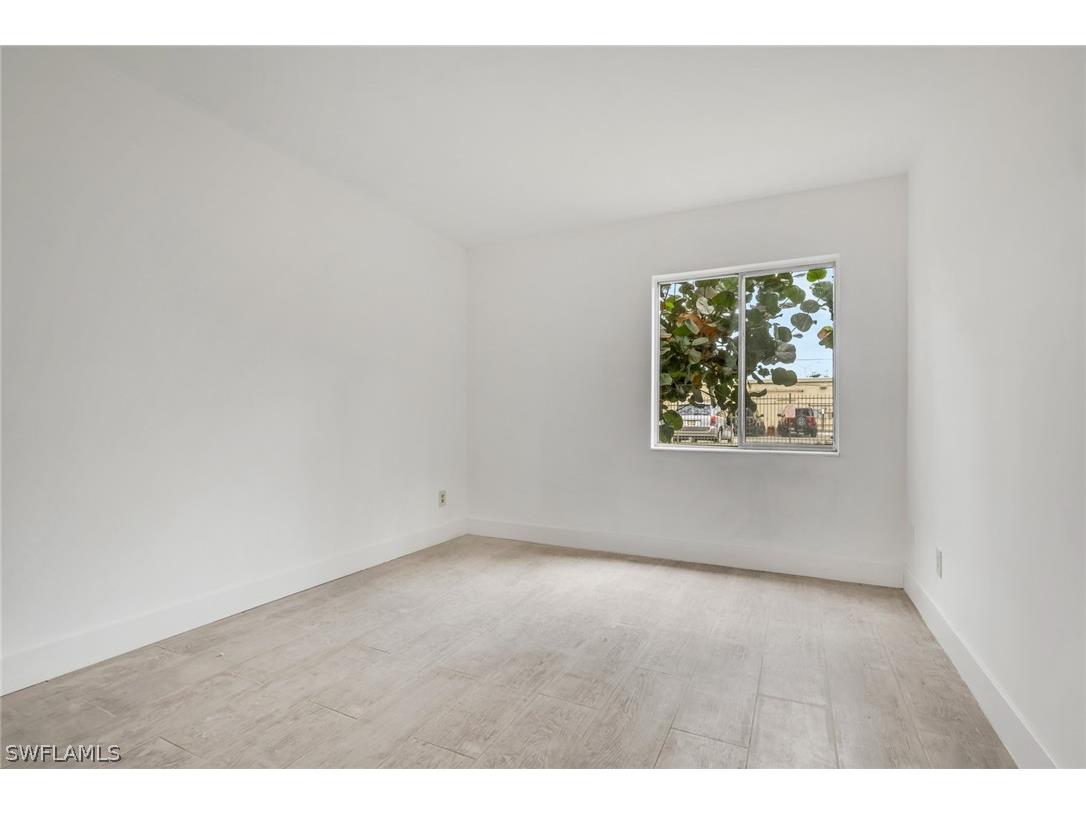2366 E. Mall Dr #APT. 101 Fort Myers FL 33901 226007269 image22