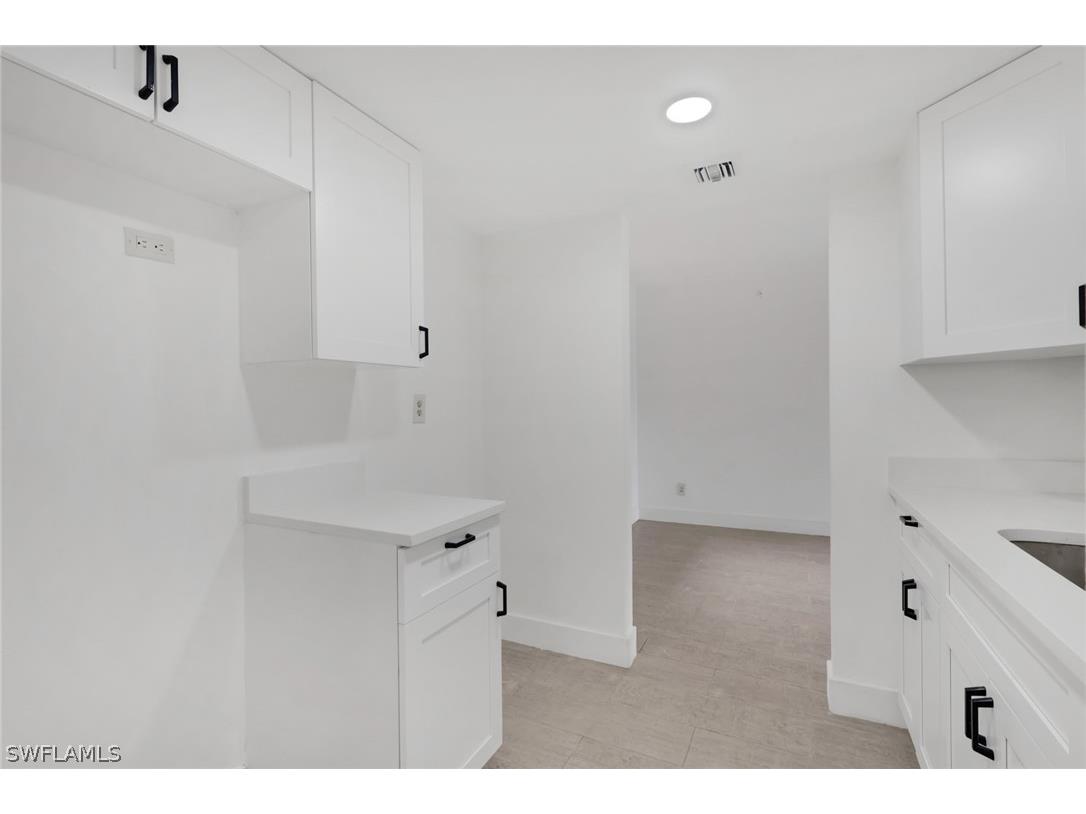 2366 E. Mall Dr #APT. 101 Fort Myers FL 33901 226007269 image6