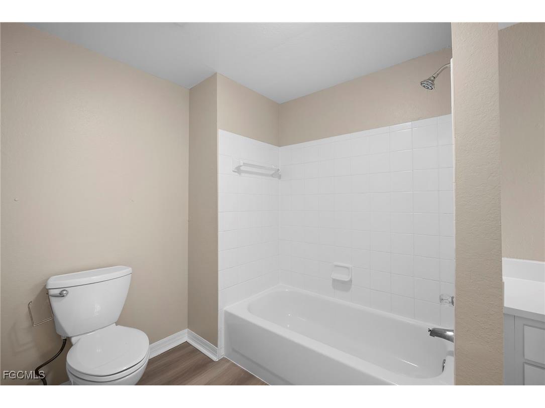 23660 Walden Center Drive #203 Estero FL 34134 2025014940 image24