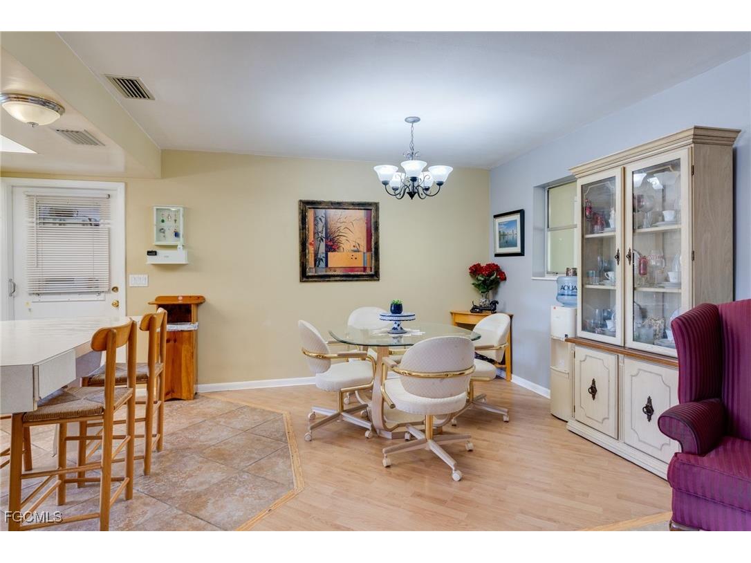 2367 Dover Avenue Fort Myers FL 33907 2025024039 image15