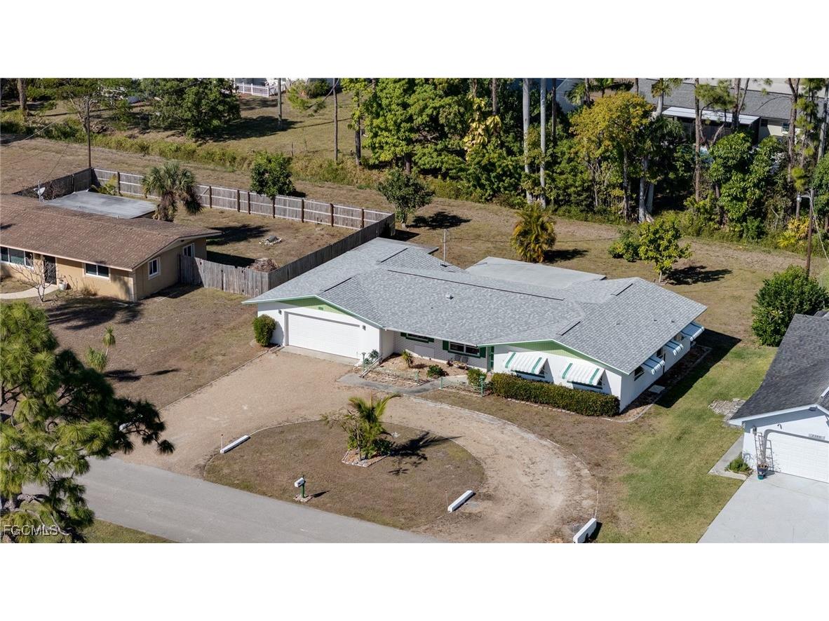 2367 Dover Avenue Fort Myers FL 33907 2025024039 image20