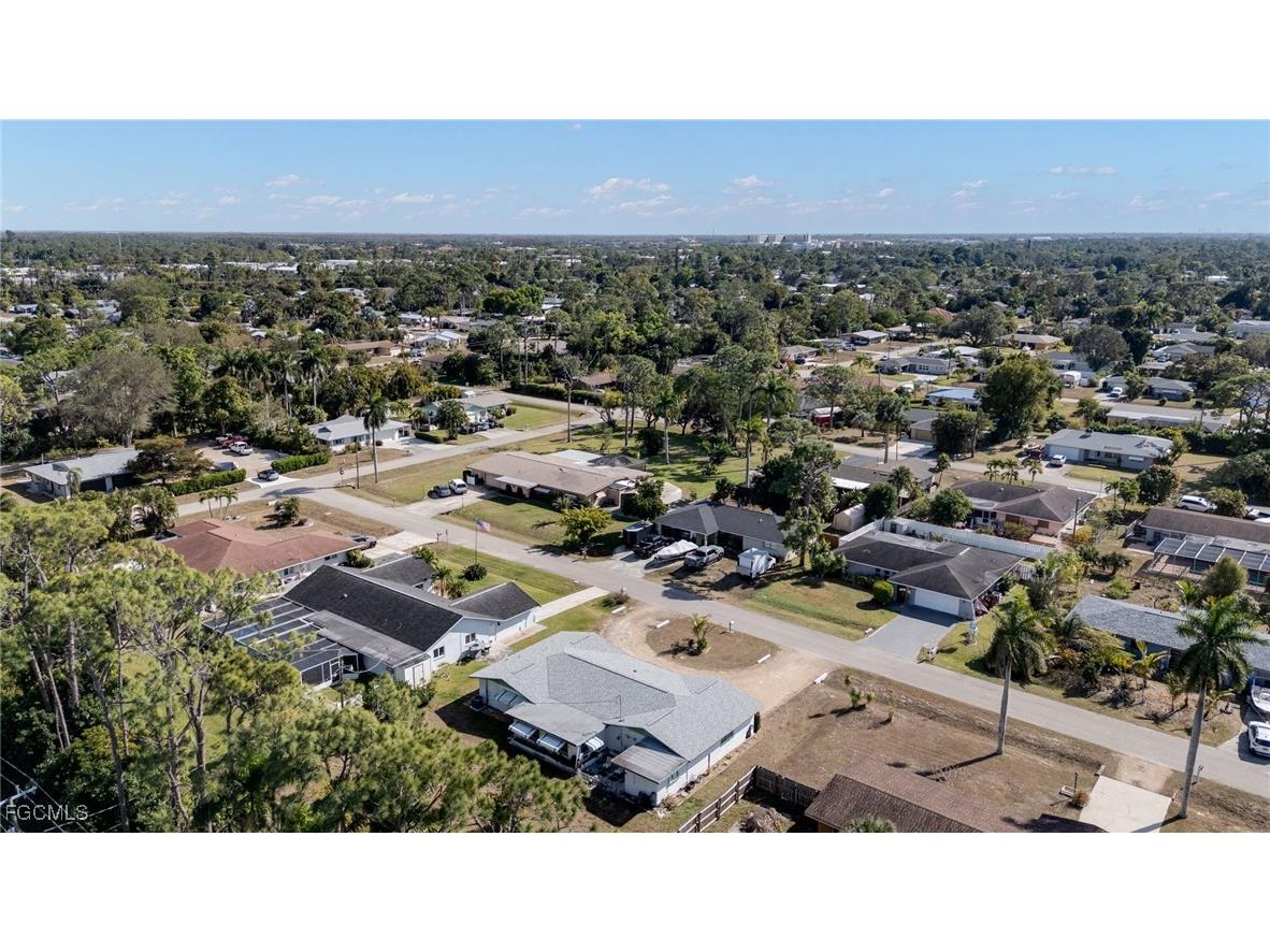 2367 Dover Avenue Fort Myers FL 33907 2025024039 image26
