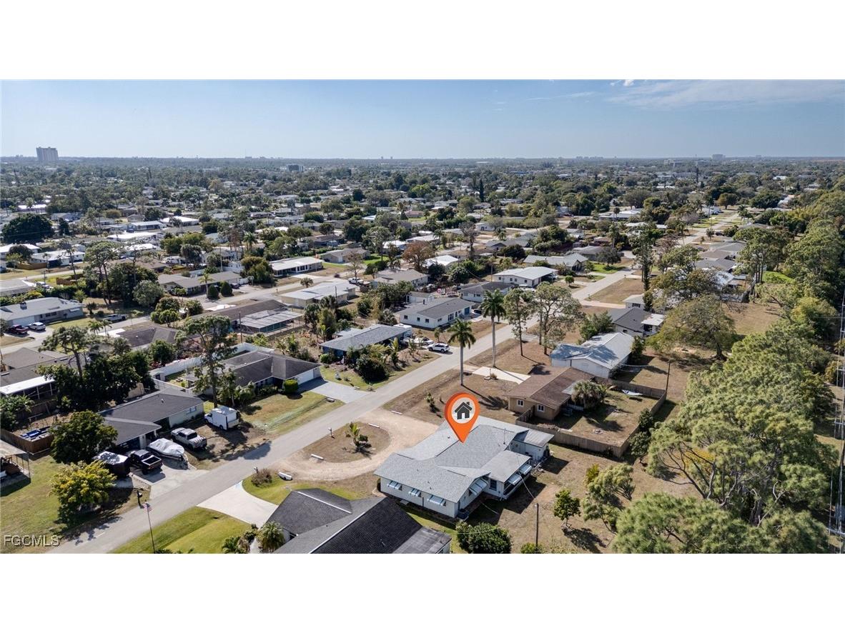 2367 Dover Avenue Fort Myers FL 33907 2025024039 image29
