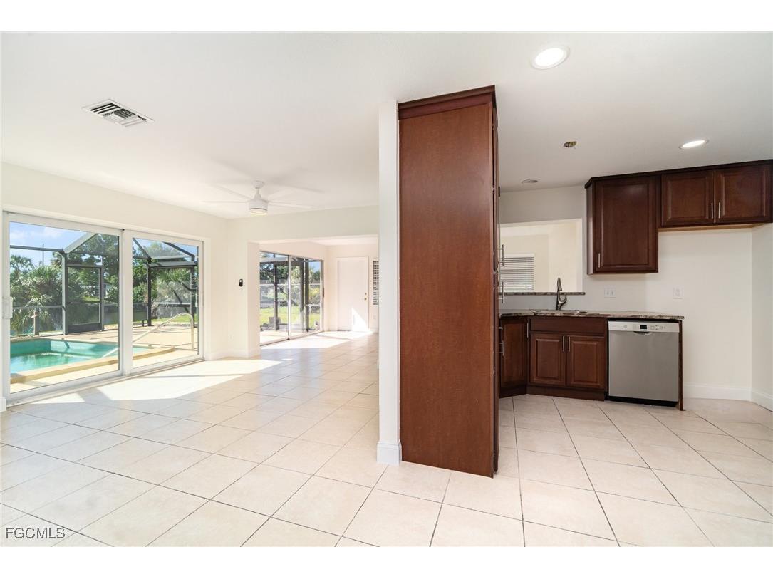 2368 Starlite Lane Port Charlotte FL 33952 2025012251 image20